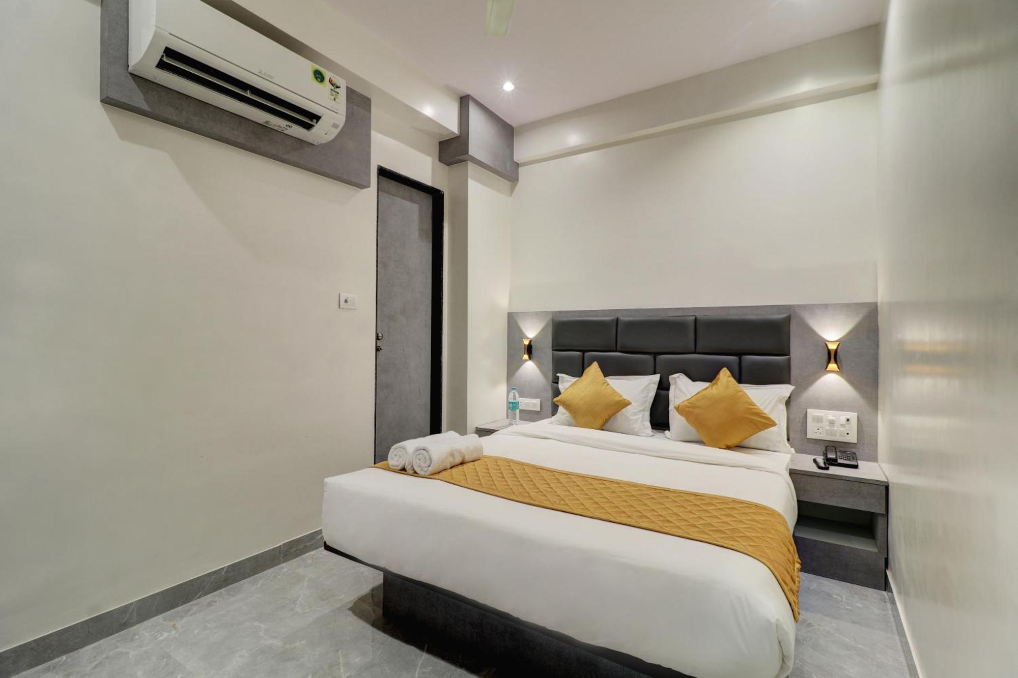 Hotel Enigma Inn 孟买 外观 照片